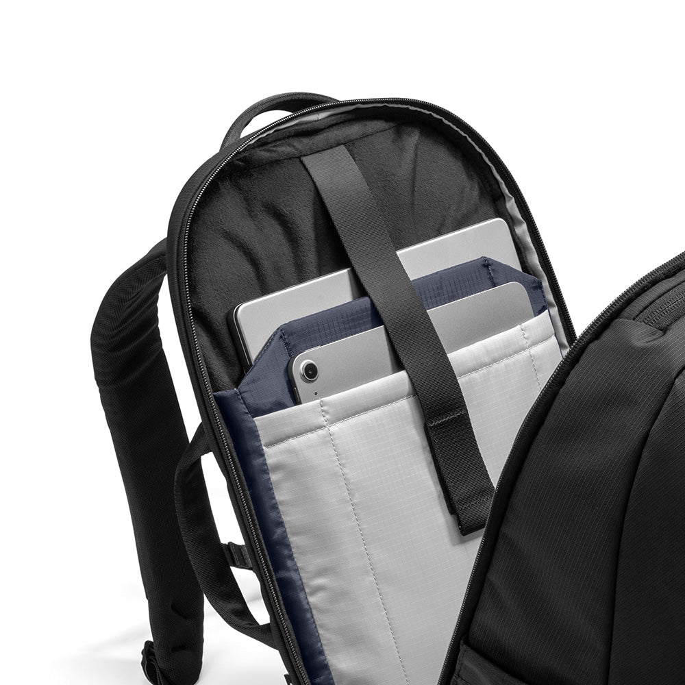 tomtoc-urban-carry-duo-urbanex-t77-laptop-backpack-32l-aviator-t33-chest-bag-3-5 image 5