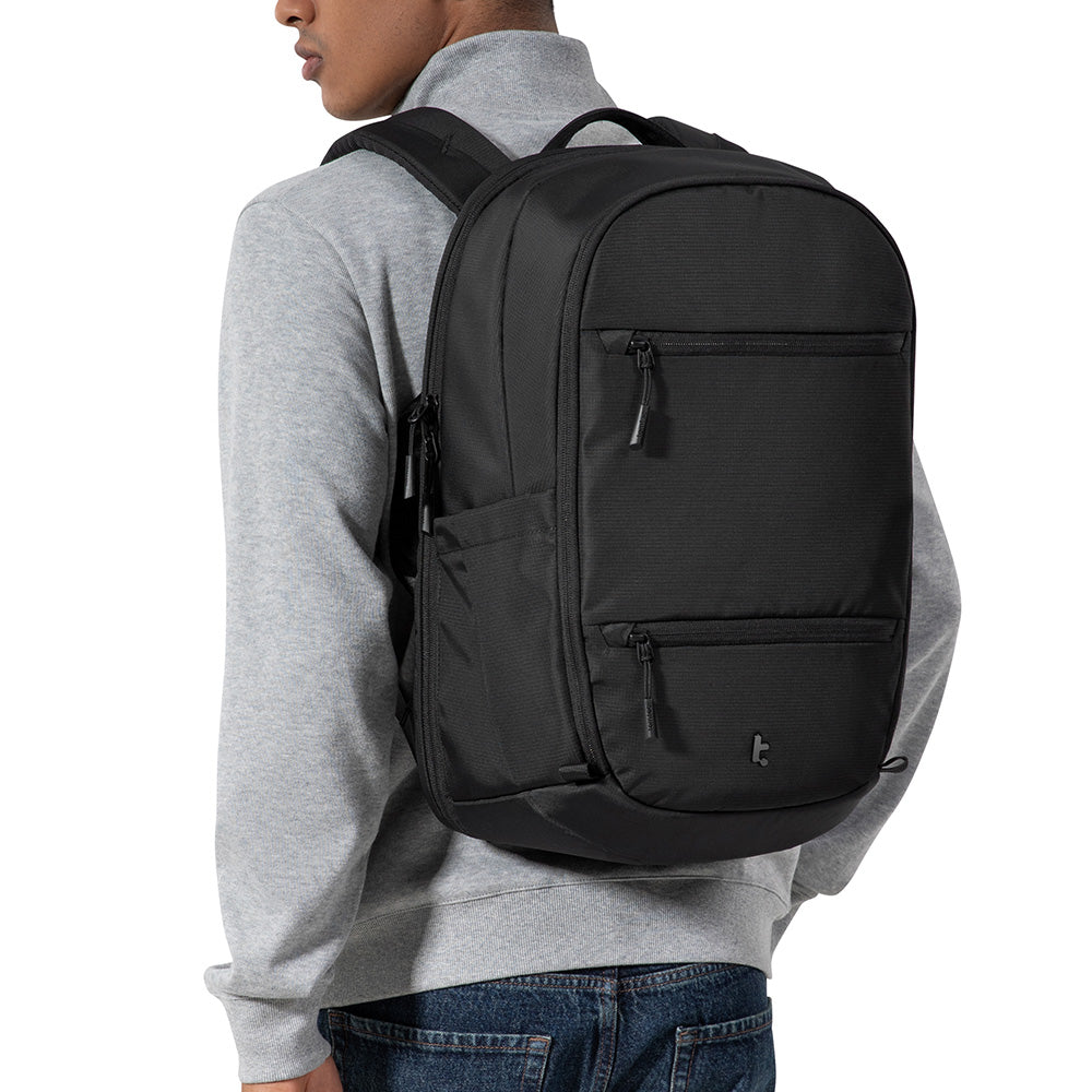 tomtoc-urban-carry-duo-urbanex-t77-laptop-backpack-32l-aviator-t33-chest-bag-3-5 image 3
