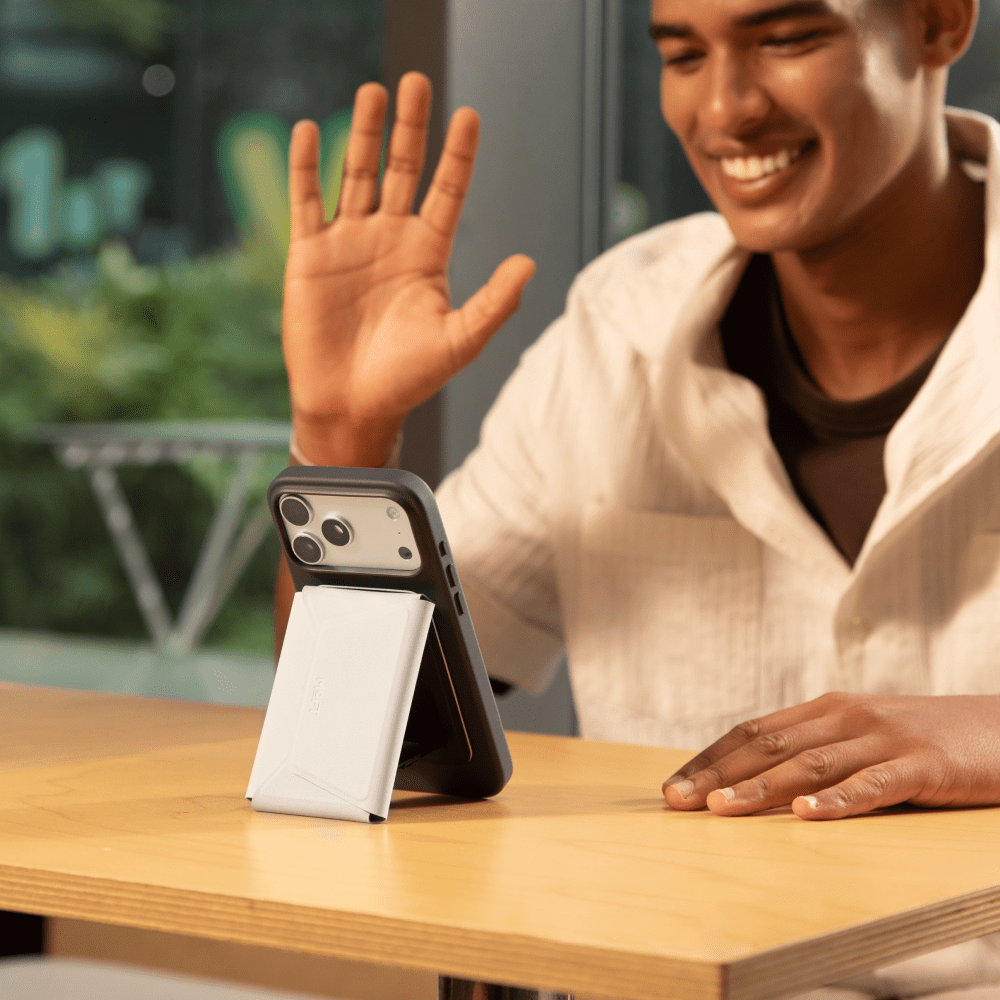 moft-trackable-field-wallet-magnetische-karten-und-standfunktion-f-r-smartphones image 3