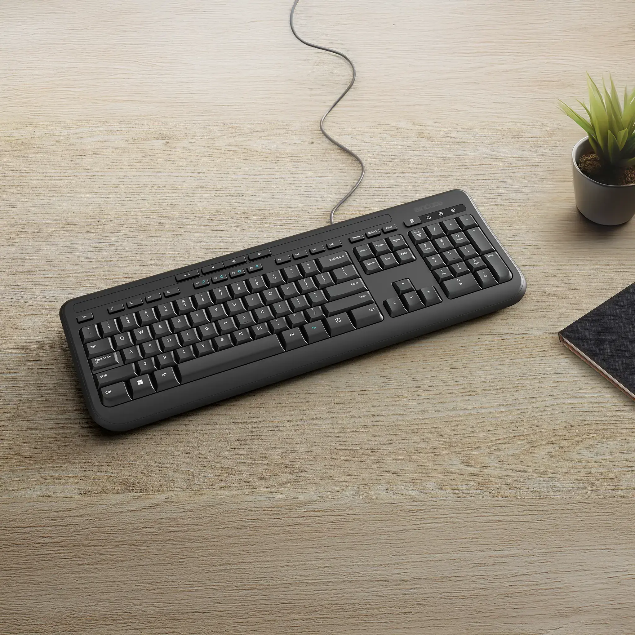 incase-designed-by-microsoft-wired-keyboard-600-kabelgebundene-tastatur-schwarz image 2