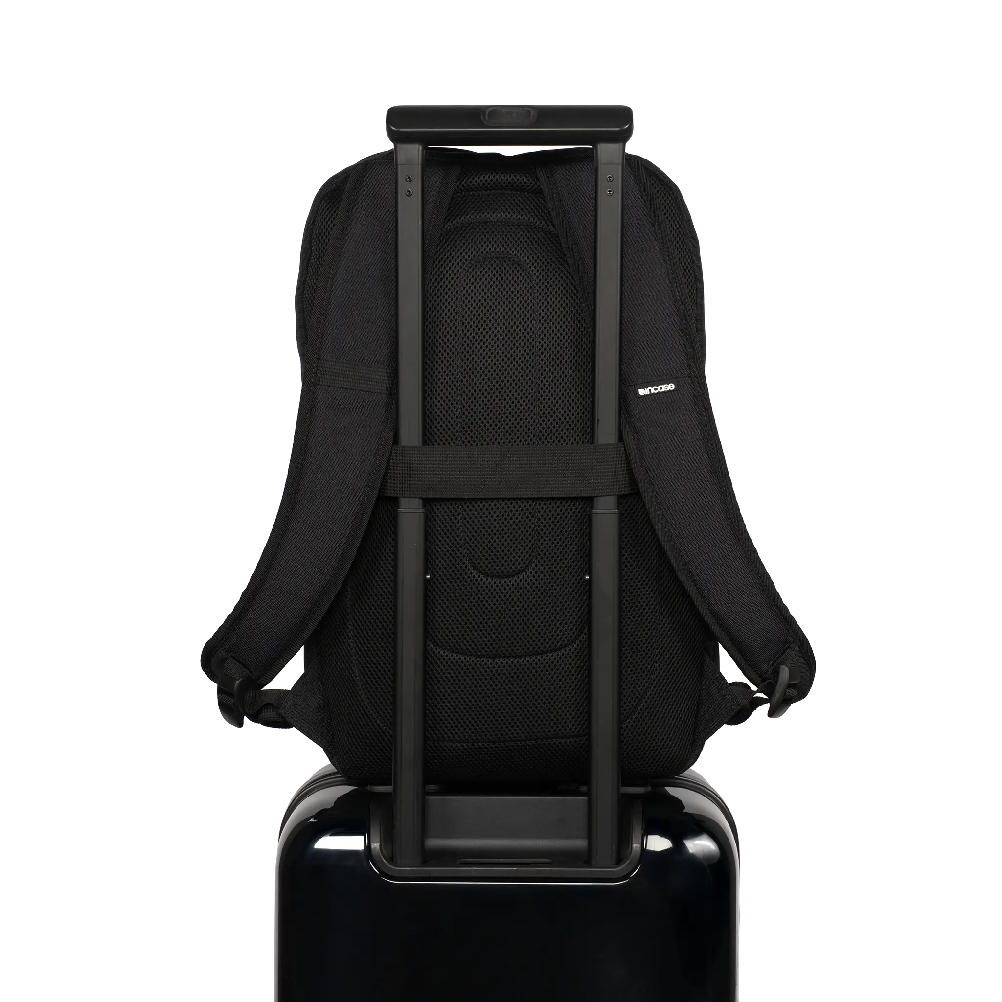 incase-shift-backpack-25l image 8