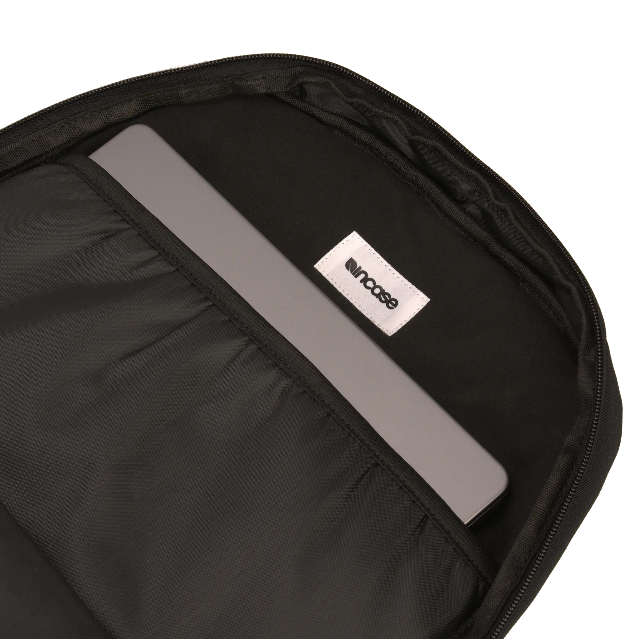 incase-shift-backpack-25l image 5