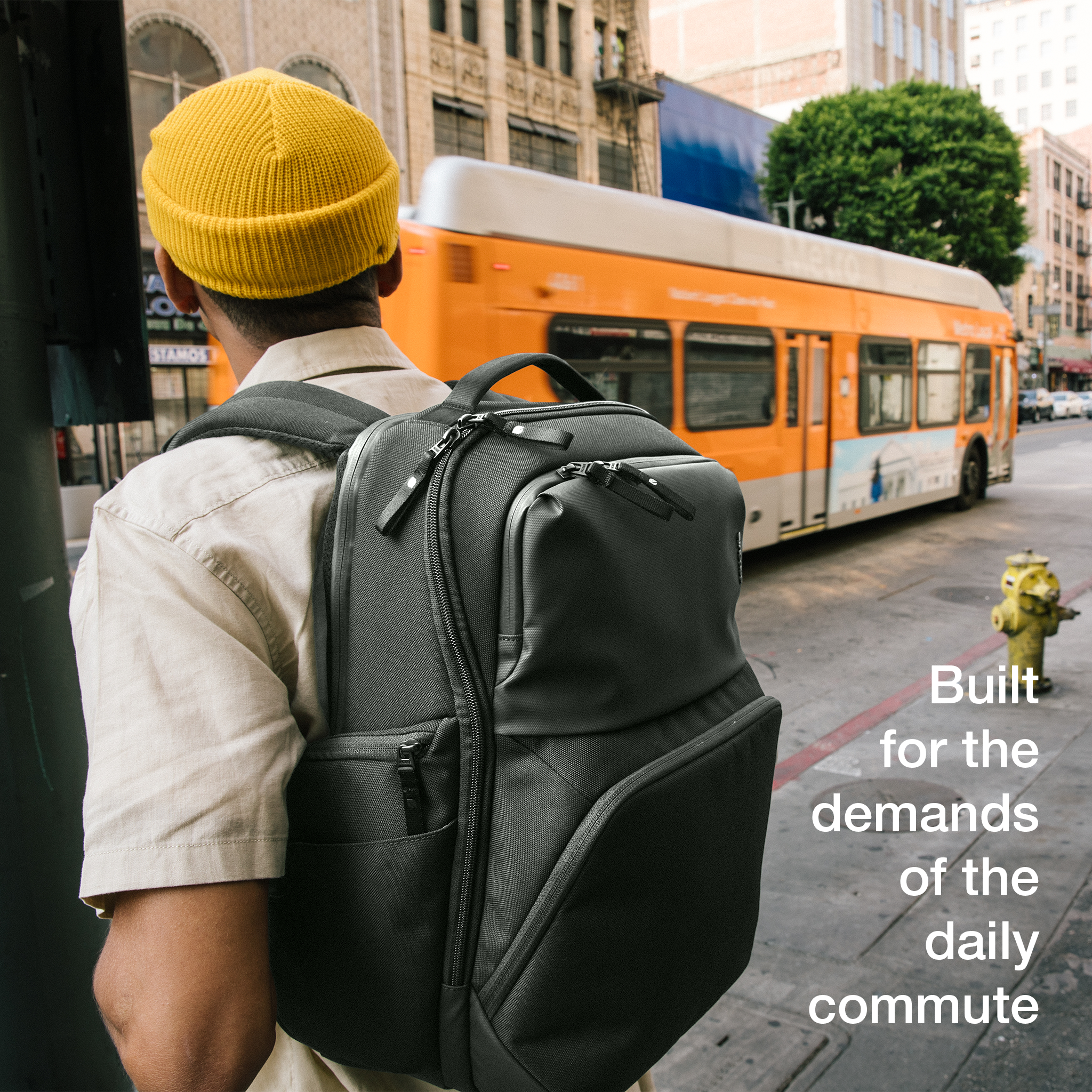 incase-a-r-c-commuter-pack-26l-rucksack-mit-trolley-system-16-zoll-laptopfach image 2