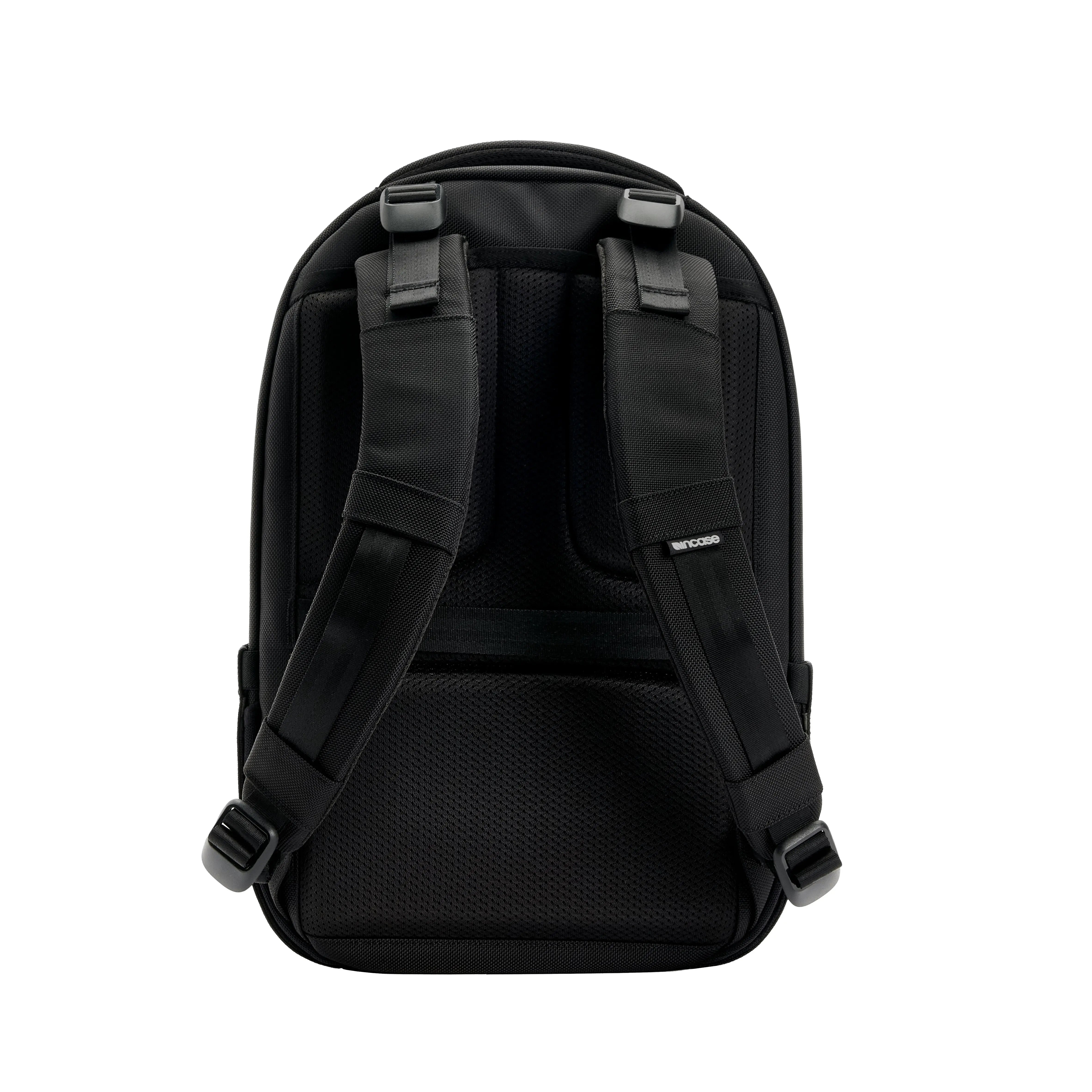 incase-tracks-backpack-18l-cordura-rucksack-mit-16-zoll-macbook-pro-fach image 5