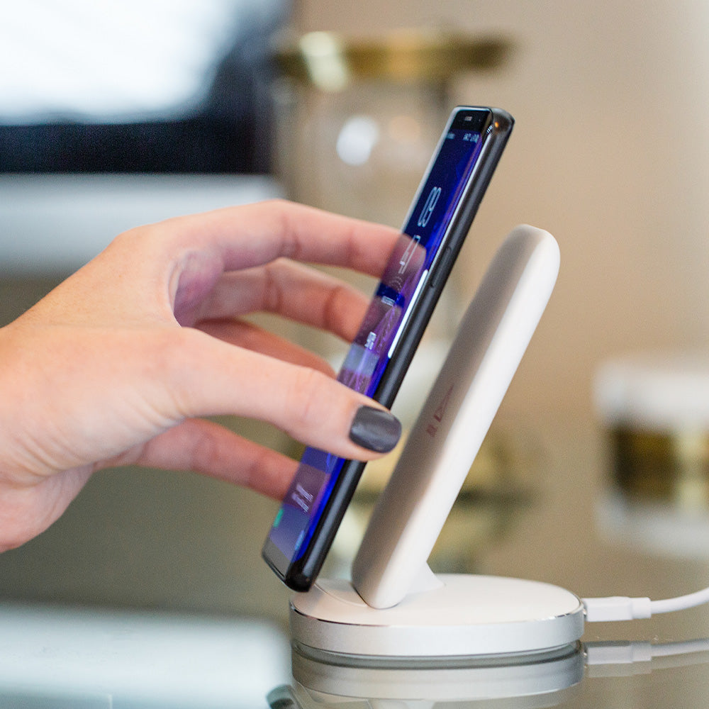 adonit-wireless-fast-charging-stand-kabellose-ladestation-f-r-hoch-und-querforma image 4