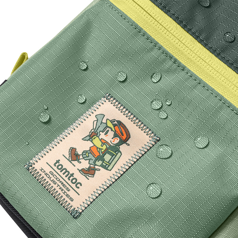 tomtoc-aviator-t37-travel-crossbody-bag-trail-wanderer-edition-rfid-sicherheitst image 8