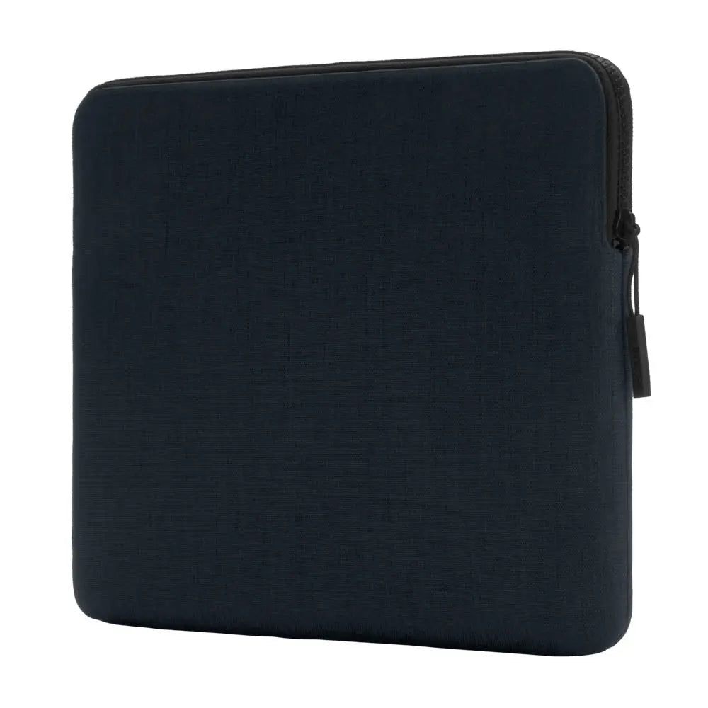 incase-slim-sleeve-f-r-13-zoll-laptop-mit-woolenex-passend-f-r-macbook-air-m2-un image 1