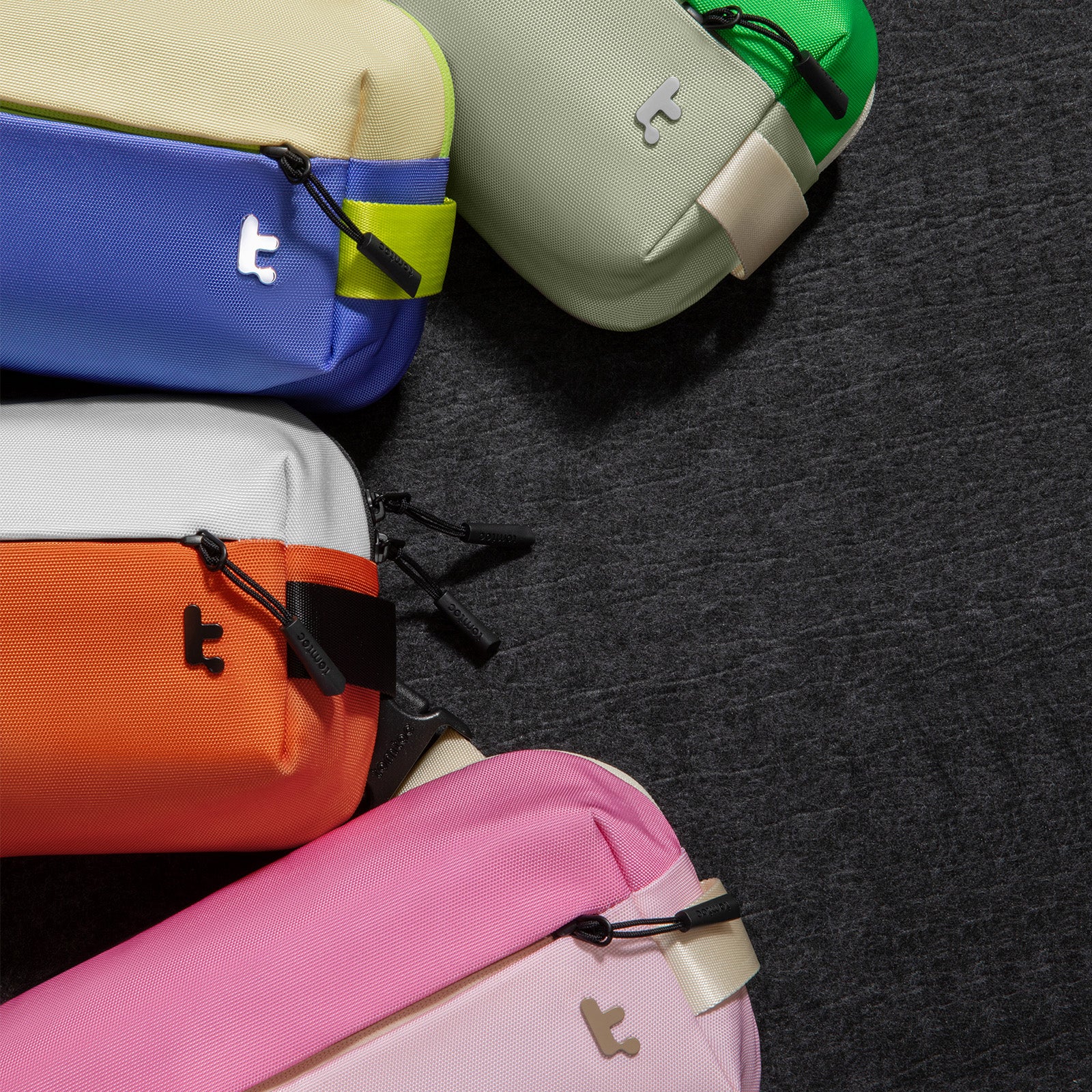 tomtoc-x-u-custom-sling-bag-individuelle-umh-ngetasche-mit-25-farben-2-stoffen-7 image 7