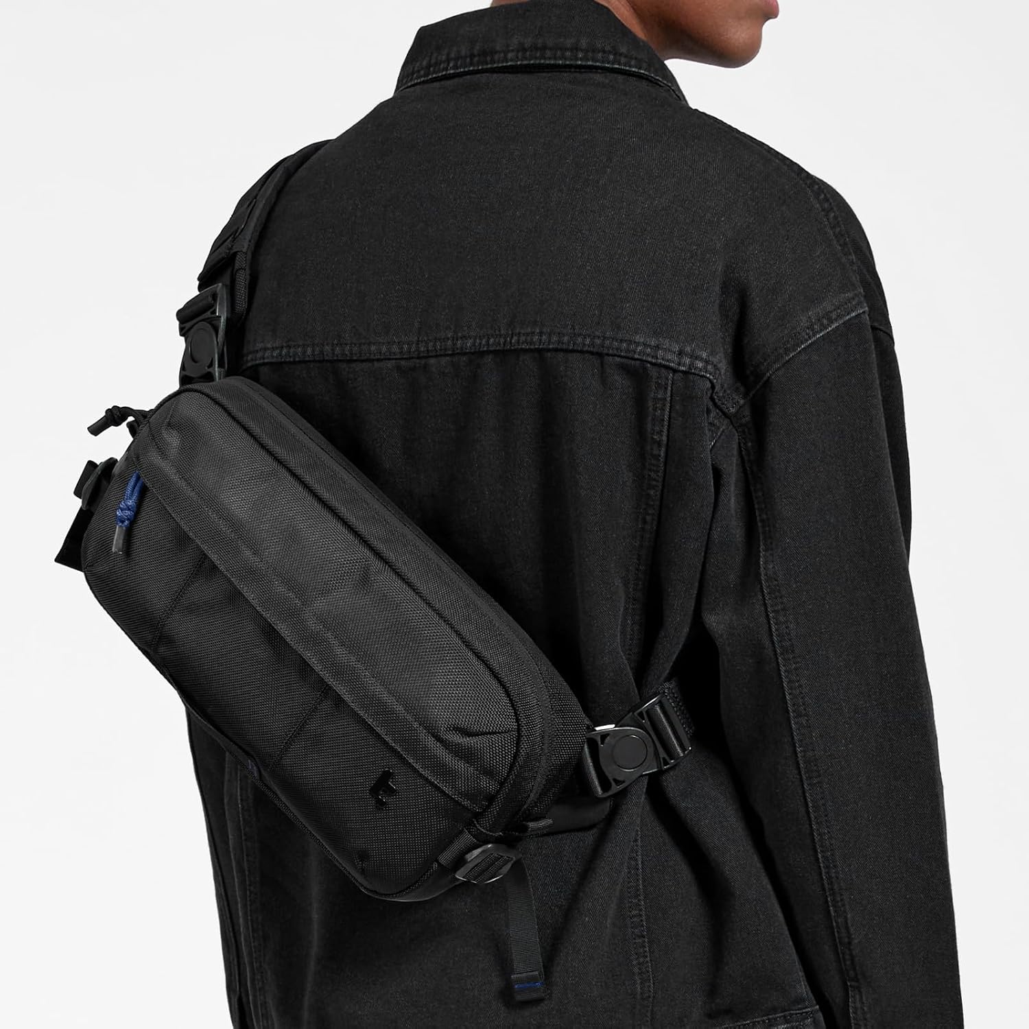 tomtoc-wander-t26-daily-sling-bag image 3