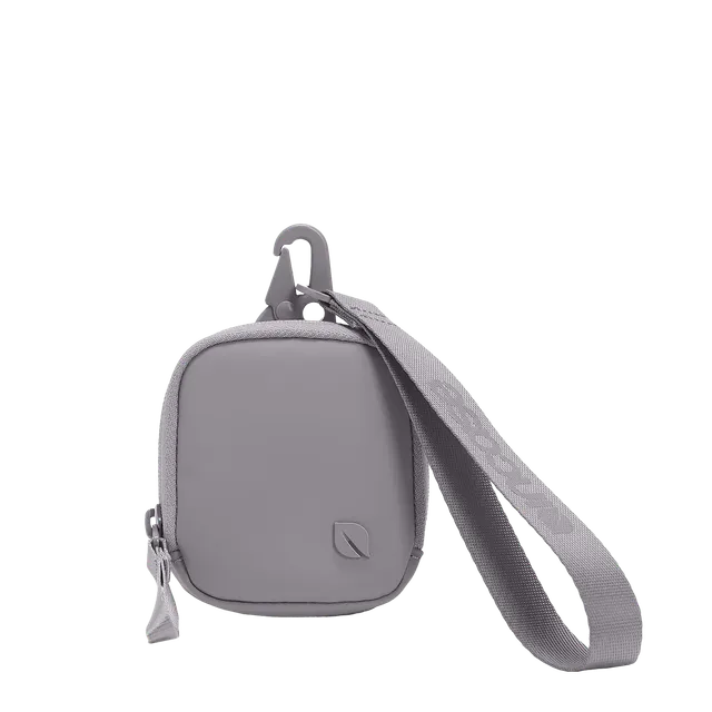 incase-a-r-c-compact-pouch-respun-recycling-polyester-abnehmbare-tasche image 1