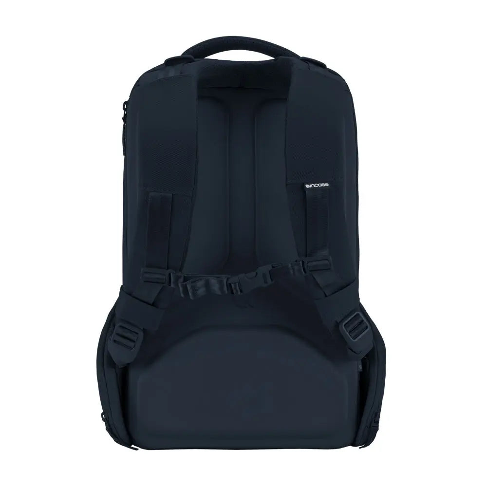 incase-icon-backpack-23l-laptop-rucksack-aus-840d-nylon-mit-8-f-chern image 6