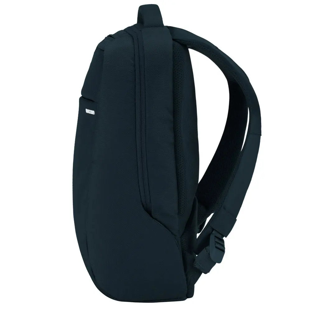 incase-icon-lite-pack-16l-rucksack image 4