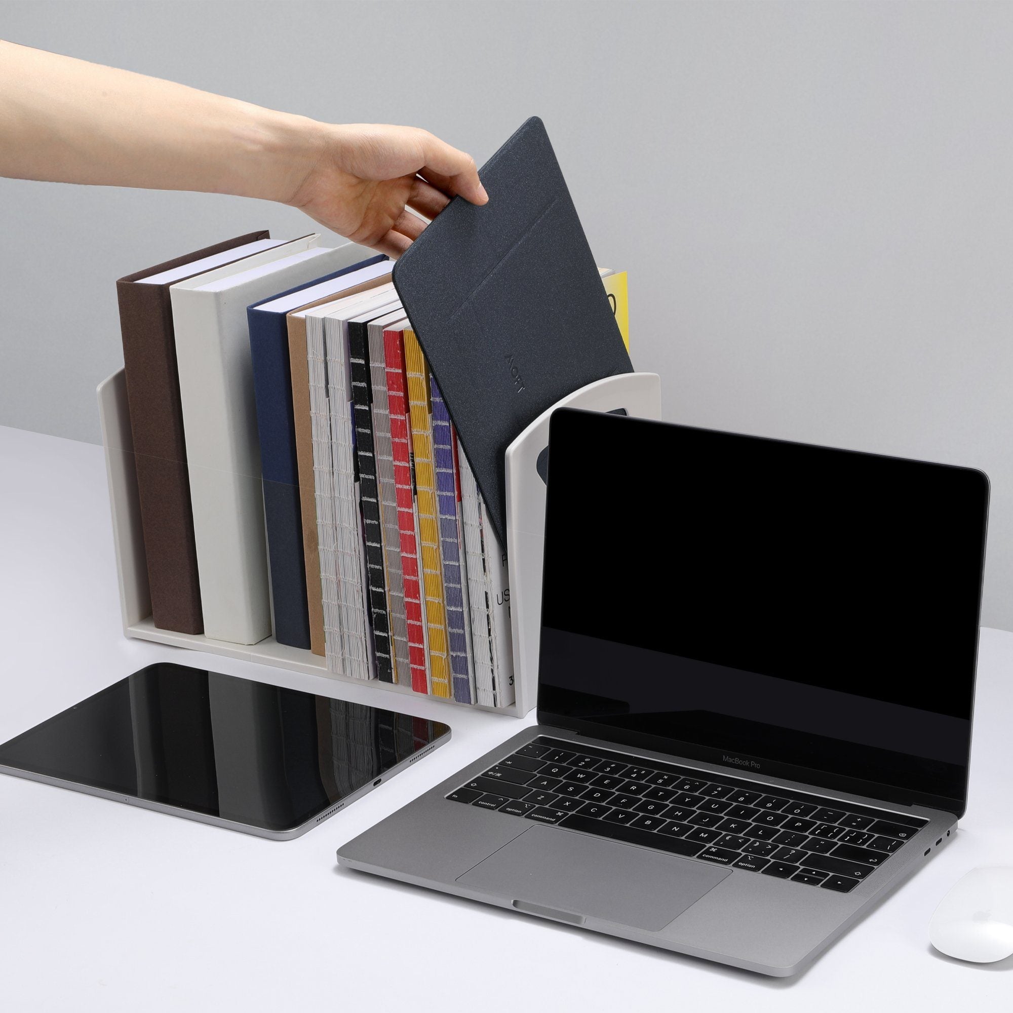 moft-invisible-series-non-adhesive-laptop-stand-0-1-zoll-d-nn-3-oz-f-r-11-6-16-z image 5