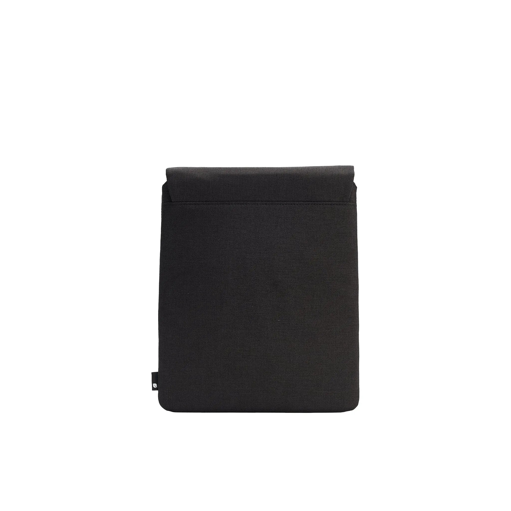 incase-crosstown-sleeve-f-r-11-zoll-tablet-gepolstert-mit-airtag-fach image 8