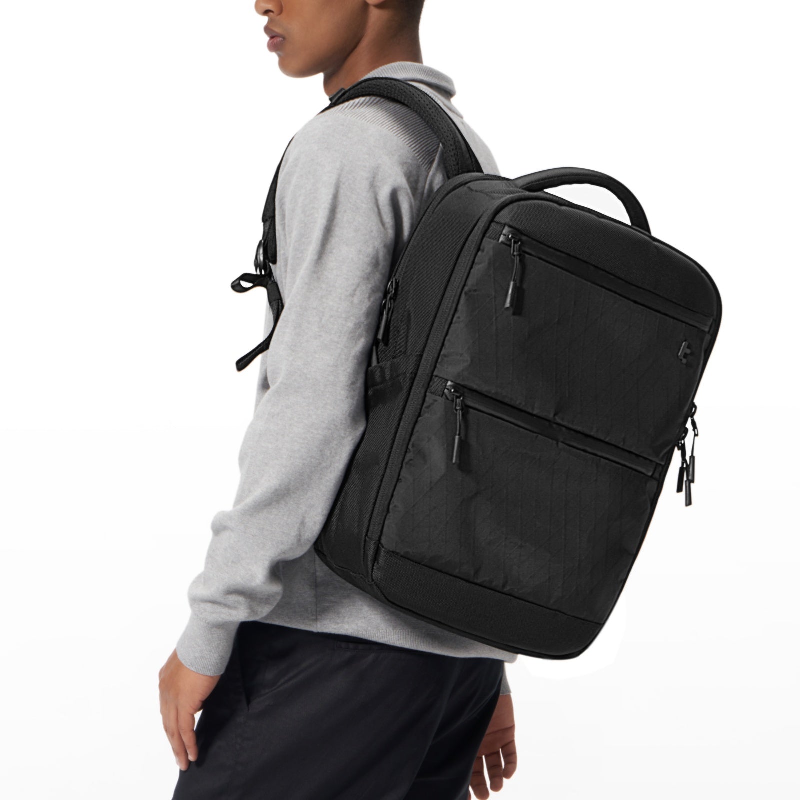 tomtoc-urban-x-pac-bundle-techpack-t73-rucksack-30l-sling-bag-f-r-16-macbook-pro image 3