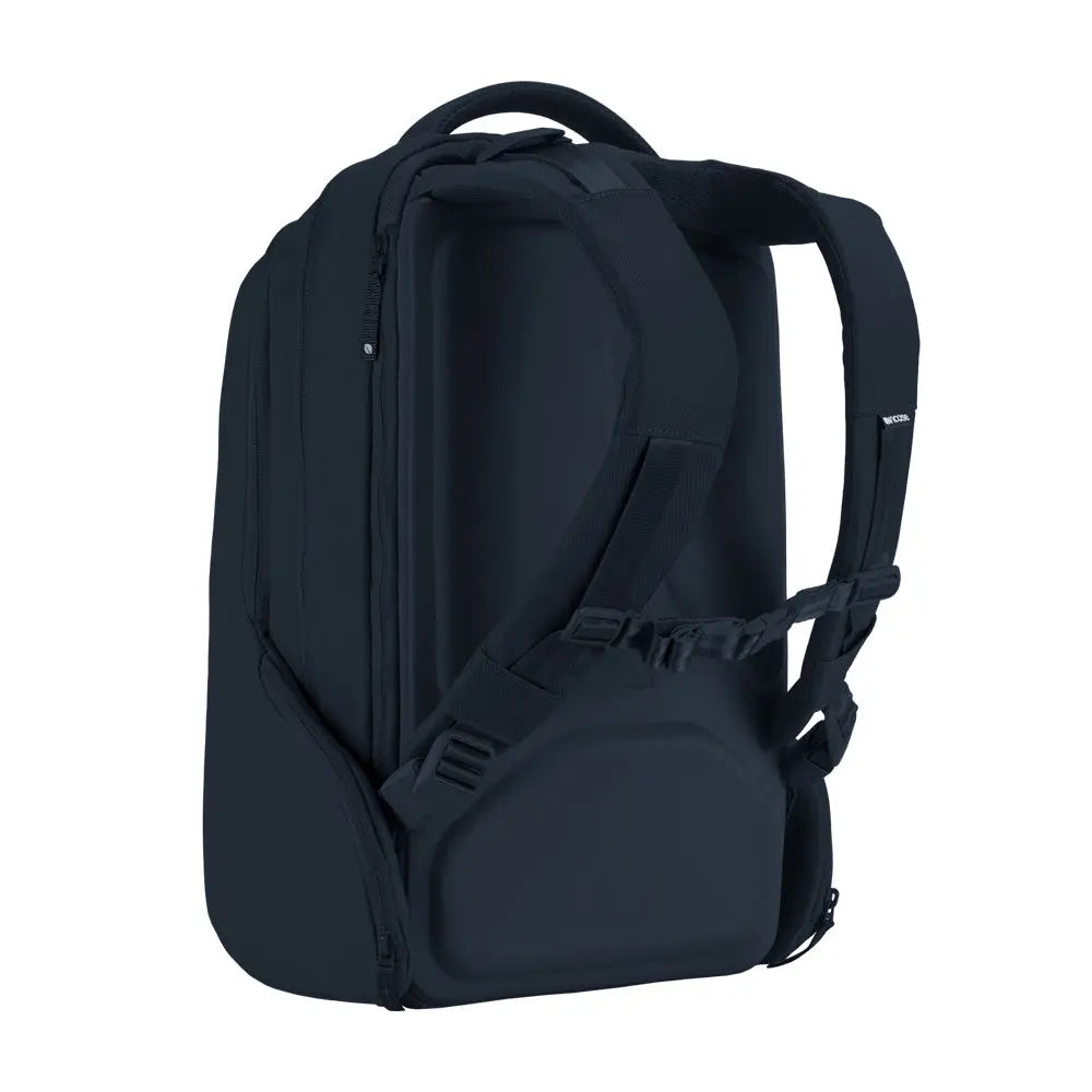 incase-icon-backpack-23l-laptop-rucksack-aus-840d-nylon-mit-8-f-chern image 5