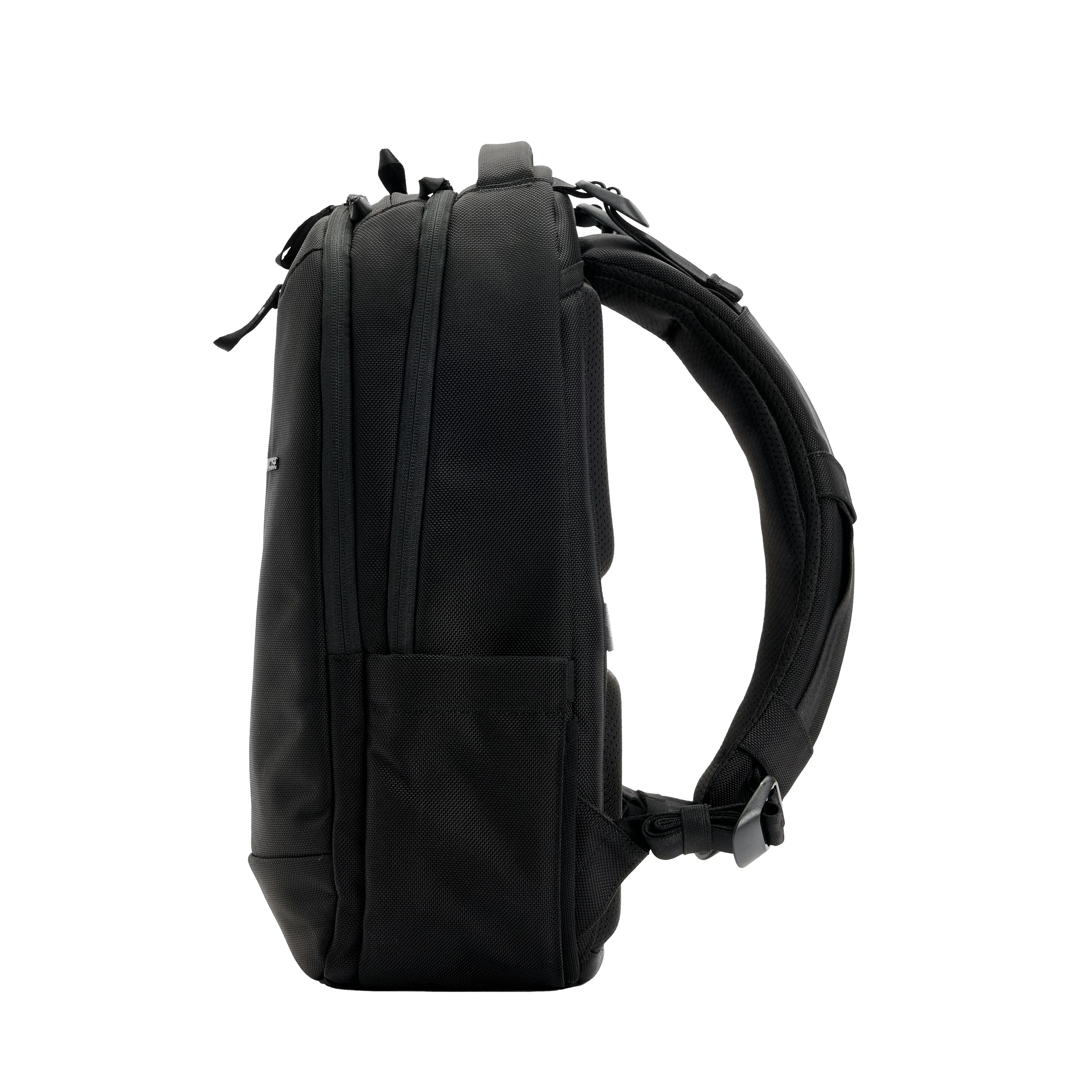 incase-tracks-backpack-18l-cordura-rucksack-mit-16-zoll-macbook-pro-fach image 8