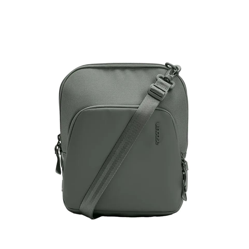 incase-a-r-c-crossbody-bag-umh-ngetasche-f-r-tablet-und-alltag image 1