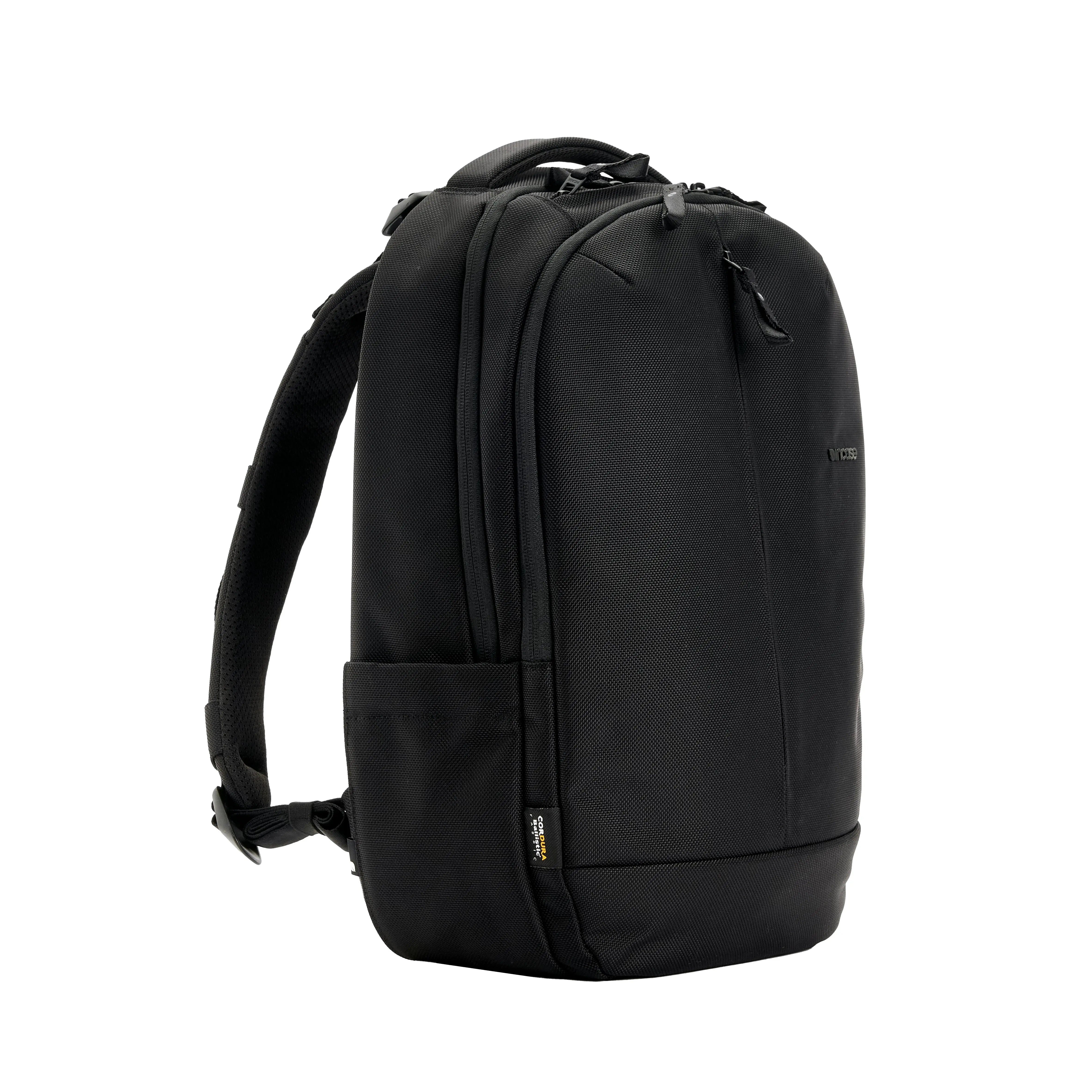 incase-tracks-backpack-18l-cordura-rucksack-mit-16-zoll-macbook-pro-fach image 3