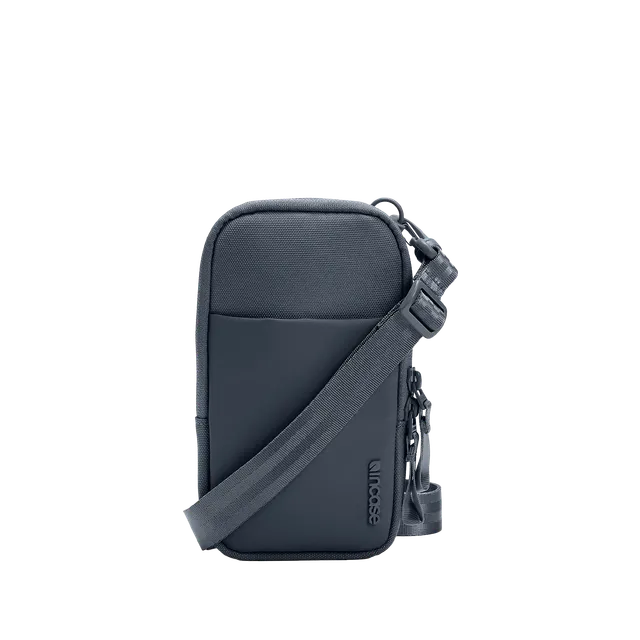 incase-a-r-c-small-crossbody-bag-respun-100-recycling-polyester-umh-ngetasche image 1
