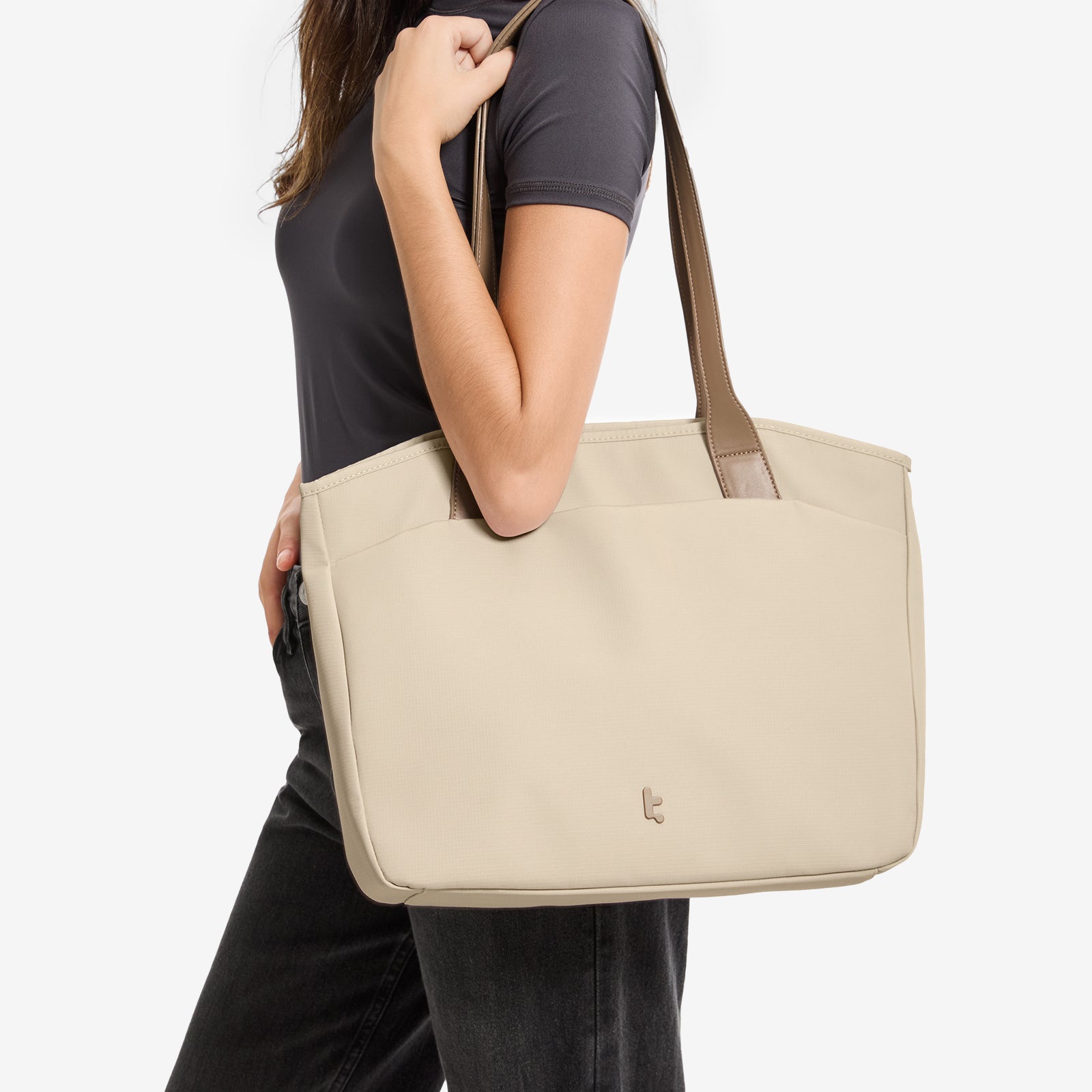 tomtoc-versatile-t23-laptop-tote-bag-12-5l image 3