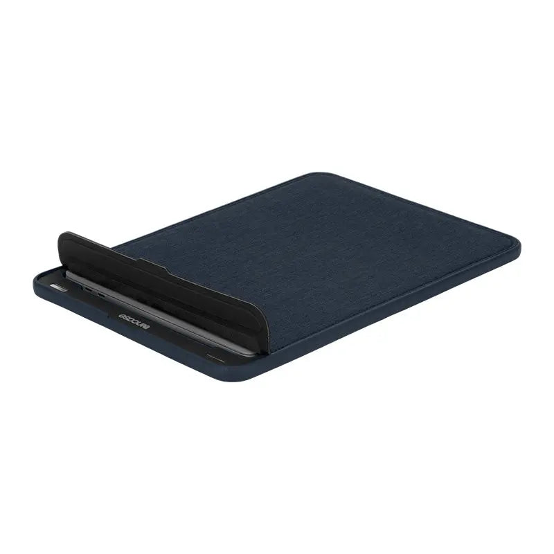 incase-icon-sleeve-f-r-14-zoll-macbook-pro image 2